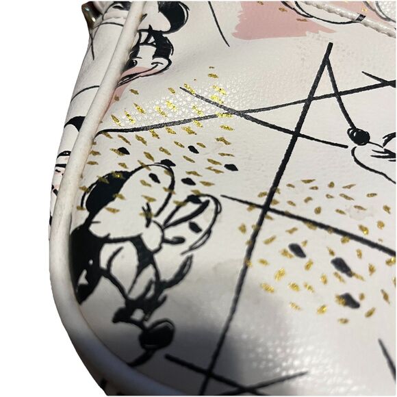 Petunia Pickle Bottom Disney Companion Diaper Clutch In Shimmery Minnie Mouse - Picture 9 of 16